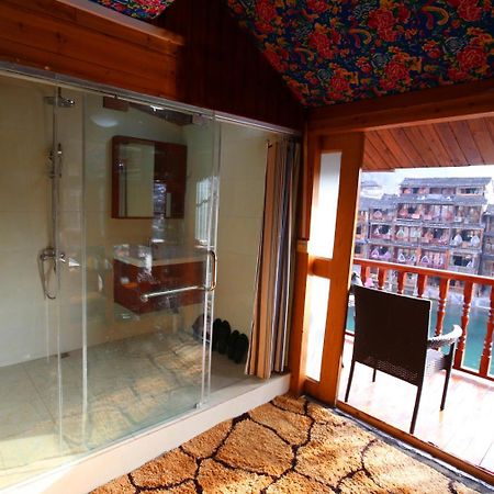 Fenghuang 1St Apartment Esterno foto