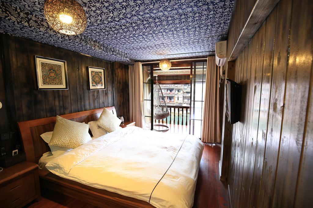 Fenghuang 1St Apartment Esterno foto