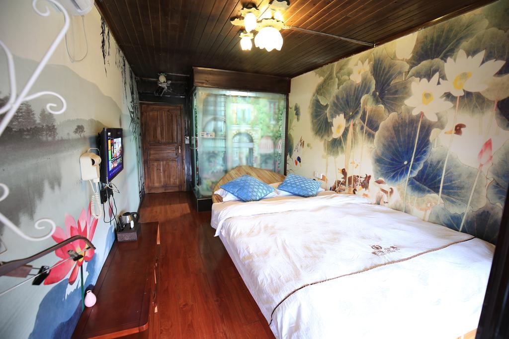 Fenghuang 1St Apartment Esterno foto
