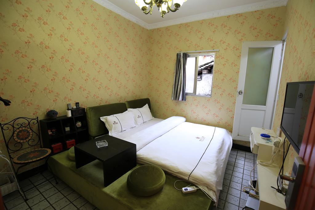 Fenghuang 1St Apartment Esterno foto